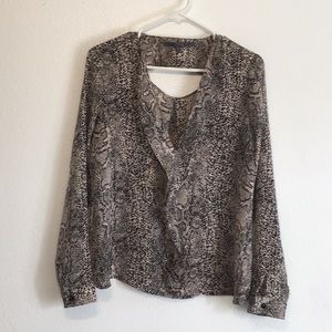 Women's ruffled long sleeve blouse.  Size small